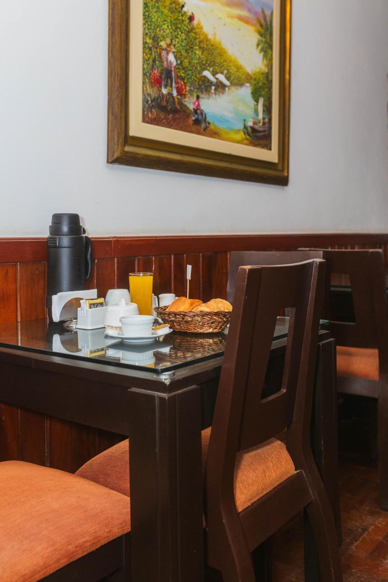 Hotel B'Liam Tumbes Exterior photo